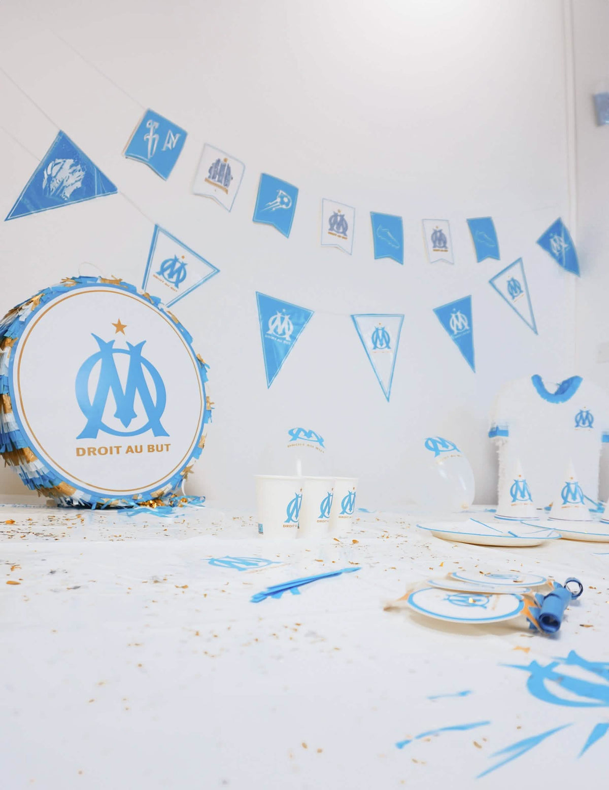 Mise en situation des gobelets OM pour supporter