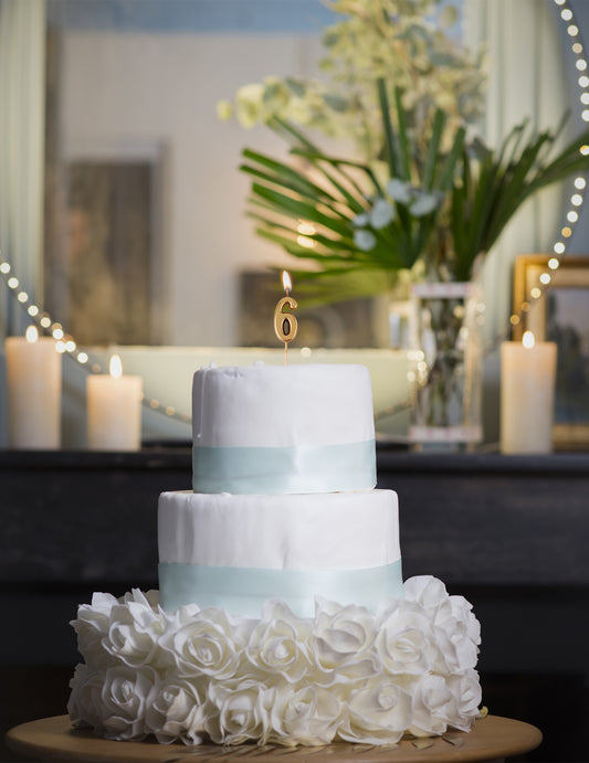 Verjaardagskaars Cijfer 6 Goud Metallic 4,3 cm met Prikker
