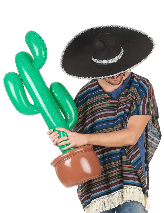 Mise en situation du cactus gonflable vert avec pot marron
