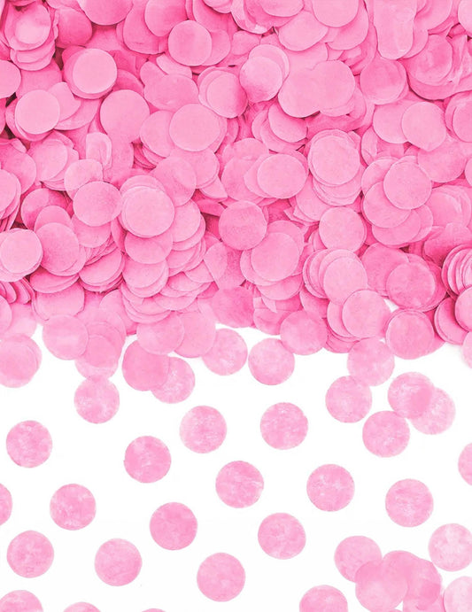 Gros plan sur les confettis roses du canon à confettis girl pour fête