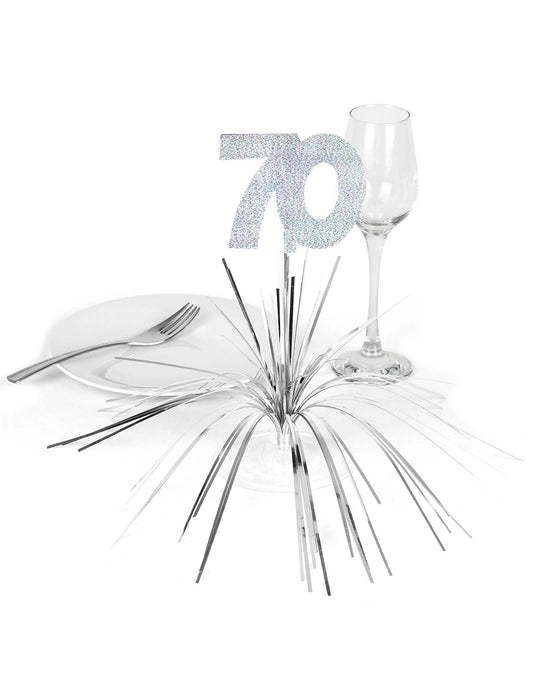 Mise en situation sur une table de fête du centre de table 70 ans
