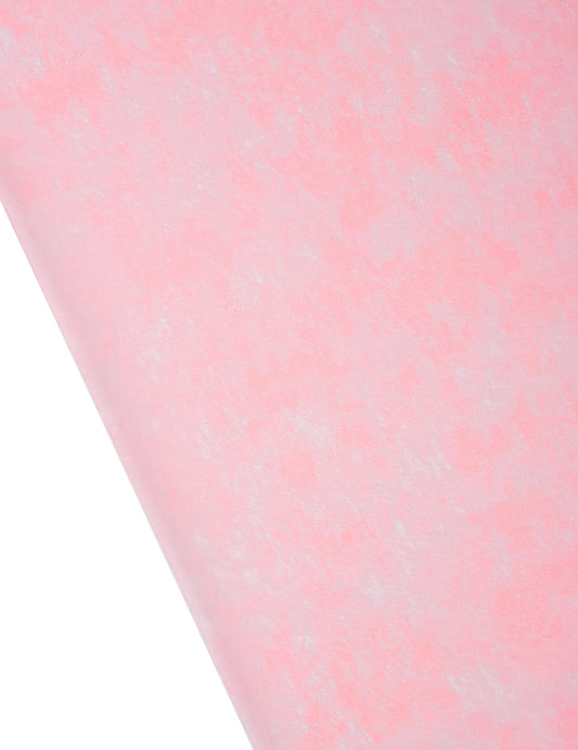 Détail de la texture du chemin de table intissé pour fête rouge