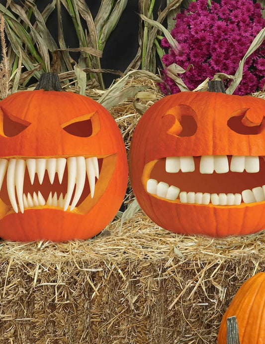 7 Dents phosphorescentes pour citrouilles à creuser