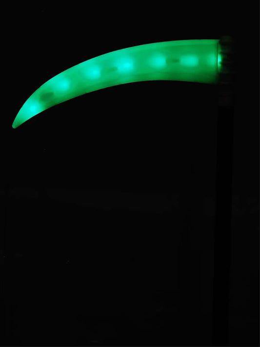 Faux en plastique pour adulte avec LED verte