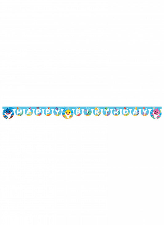 Vue d'ensemble de la guirlande en papier Happy Birthday Baby Shark