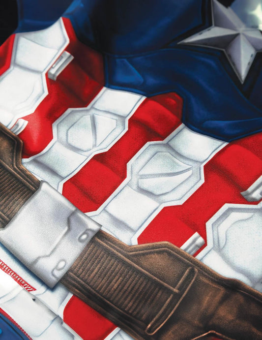 Détail de l'imprimé effet armure du kit top et masque Captain America pour enfant