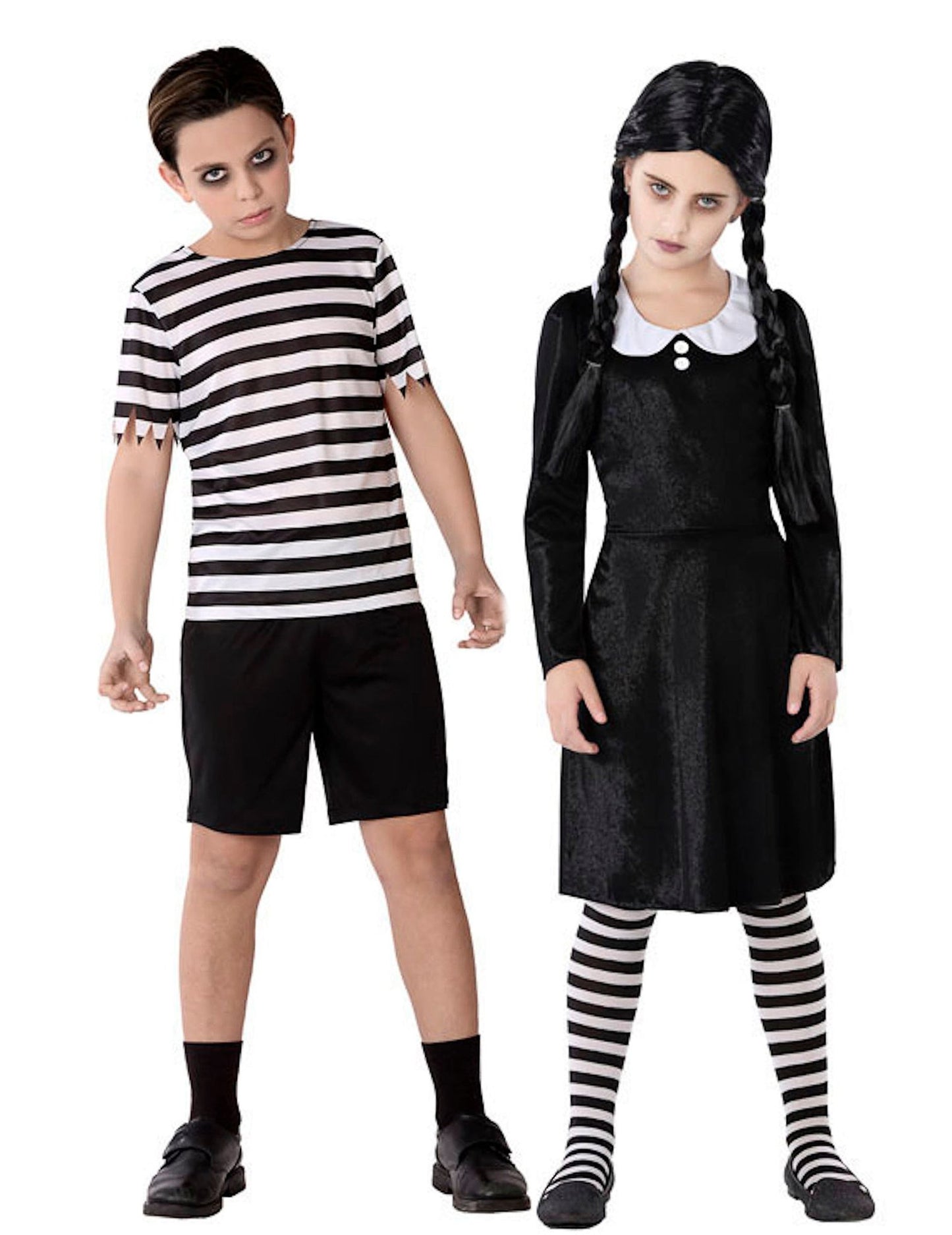 Vermomming van een stel kinderen met een gothic familie