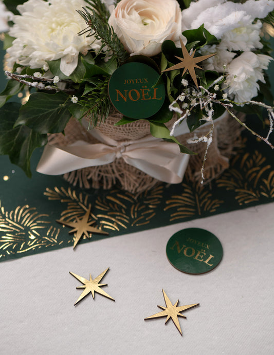 10 décorations à parsemer Feuilles d'or en bois vert sapin 5 cm