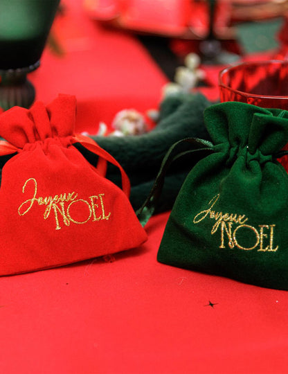 4 geschenkzakjes Joyeux Noël donkergroen fluweel en goud 9,5 x 11,5 cm