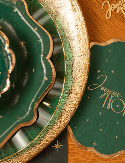 8 kerstkommen tijdloos Brits groen en goud 13,5 cm