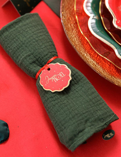 8 tijdloze kerstlabels Vrolijk Kerstfeest rood en goud 4,5 cm