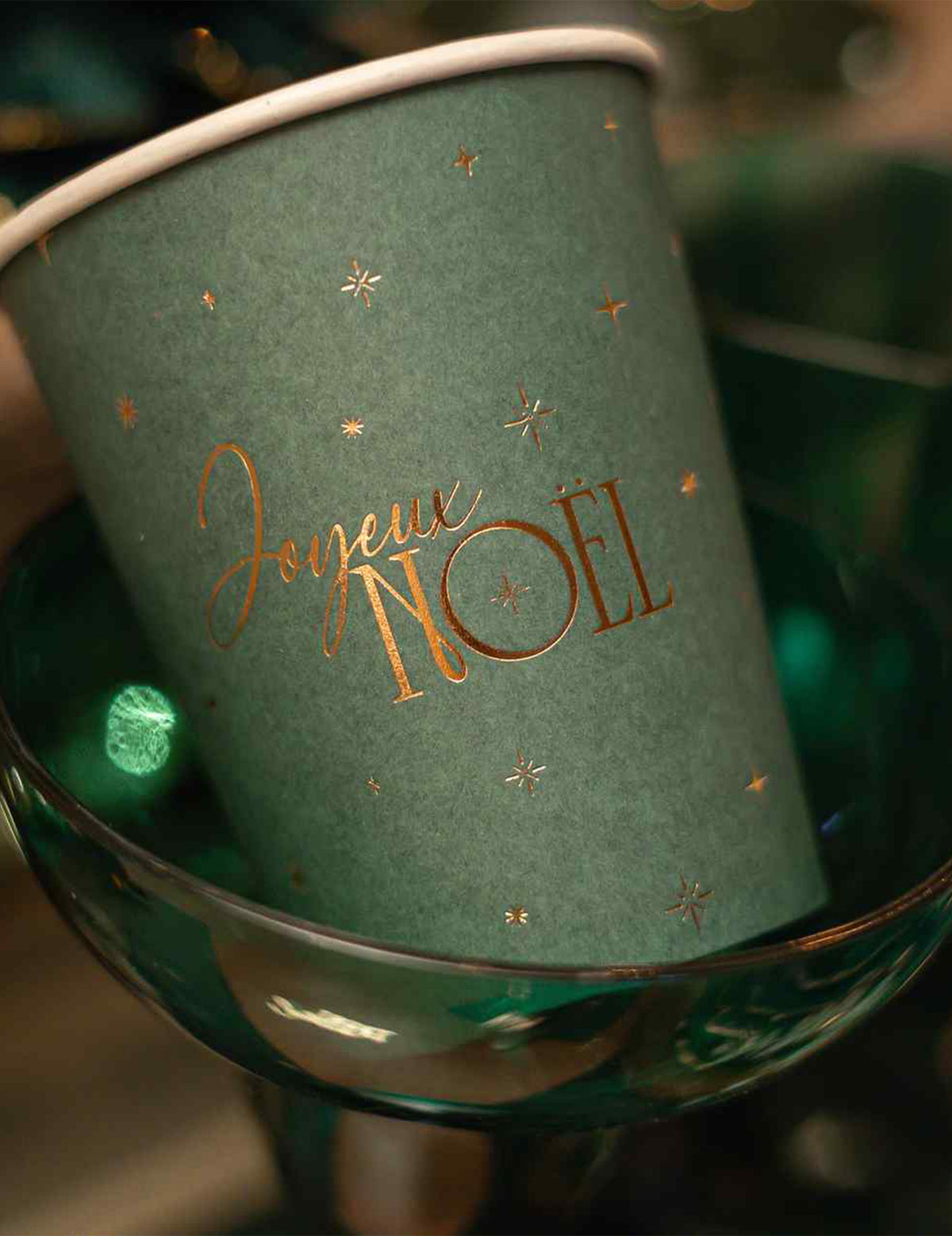8 bekers Vrolijk Kerstfeest tijdloos Brits groen en goud 25,5 cl