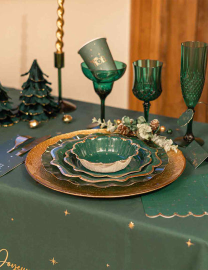 8 kleine bordjes tijdloos Vrolijk Kerstfeest Engels groen en goud 18 cm