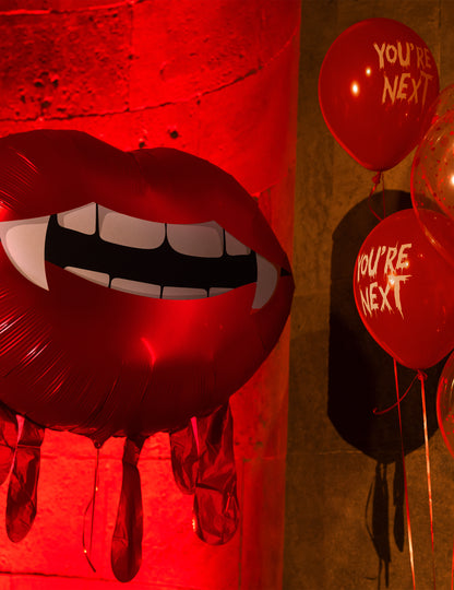 Ballon aluminium Lèvres ensanglantées 92 x 60 cm