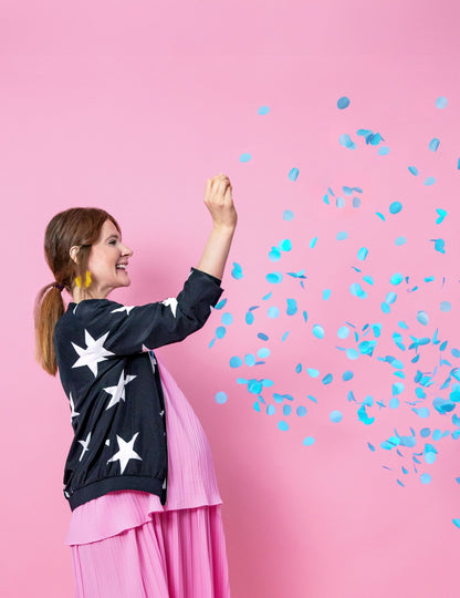 Confettis bleus du ballon géant en latex boy or girl pour baby shower
