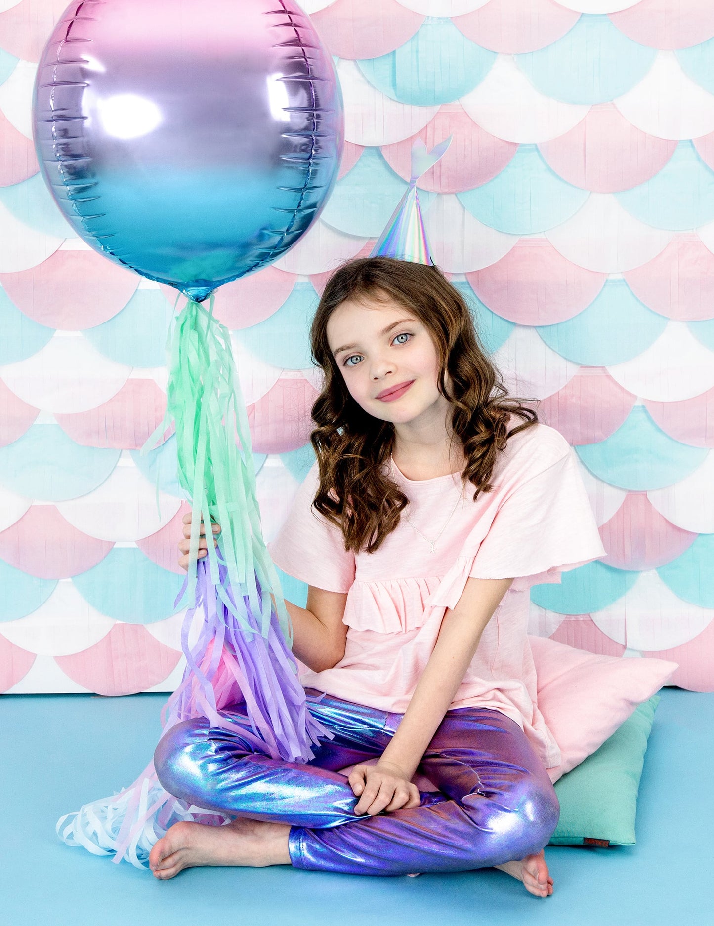 Roze en blauwe verloop aluminium bolvormige ballon 35 cm, met helium opblaasbaar