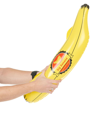 Mise en situation de la banane gonflable pour adulte jaune