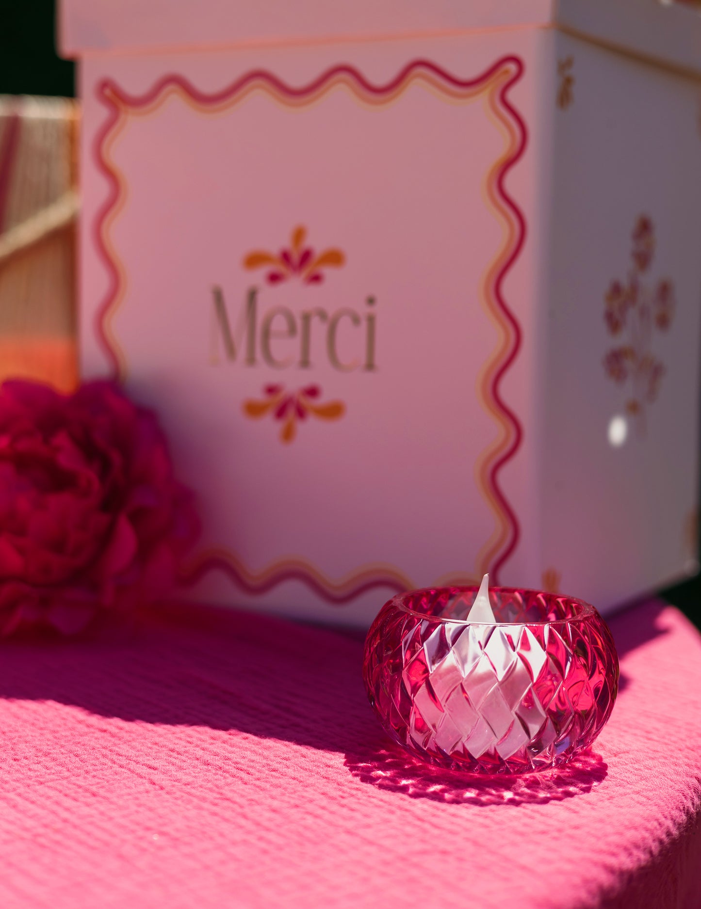 Bougeoir en cristal rose 7.5 x 4 cm