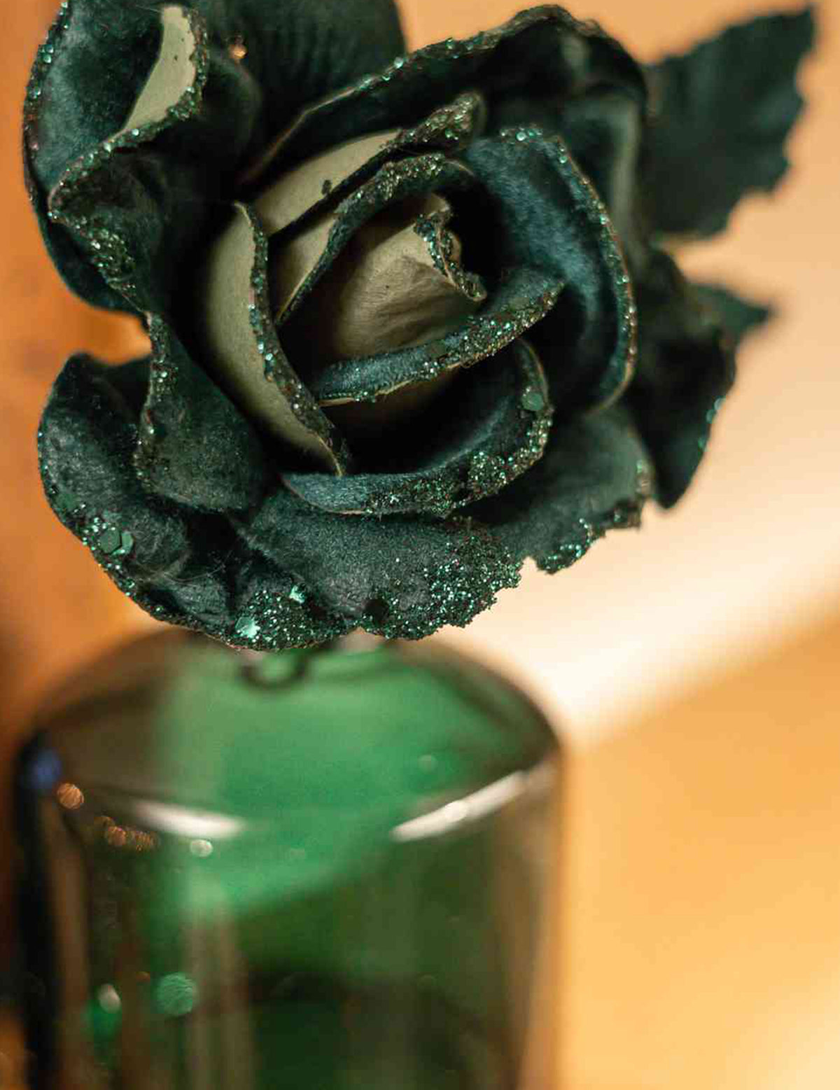 Rozen tak donkergroen fluweel met glitters 21 cm