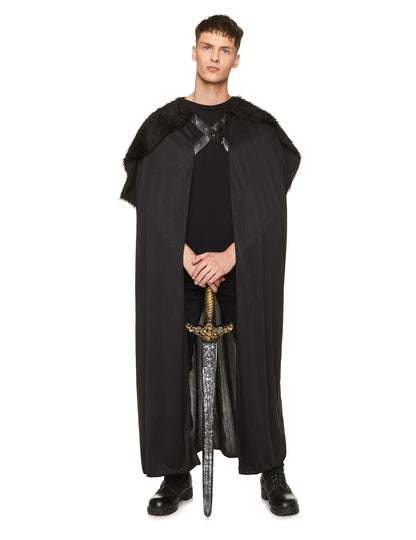 Vue d'ensemble avec épée de la cape avec fourrure médiévale