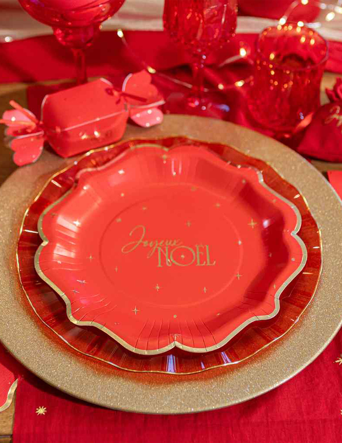 Tafelloper Vrolijk Kerstfeest tijdloos rood en goud 28 cm x 3 m