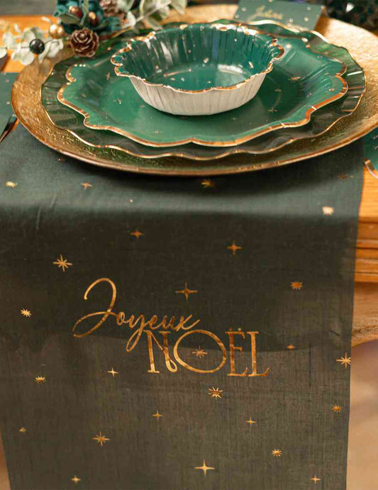 Chemin de table Joyeux Noël intemporel vert anglais et or 28 cm x 3 m