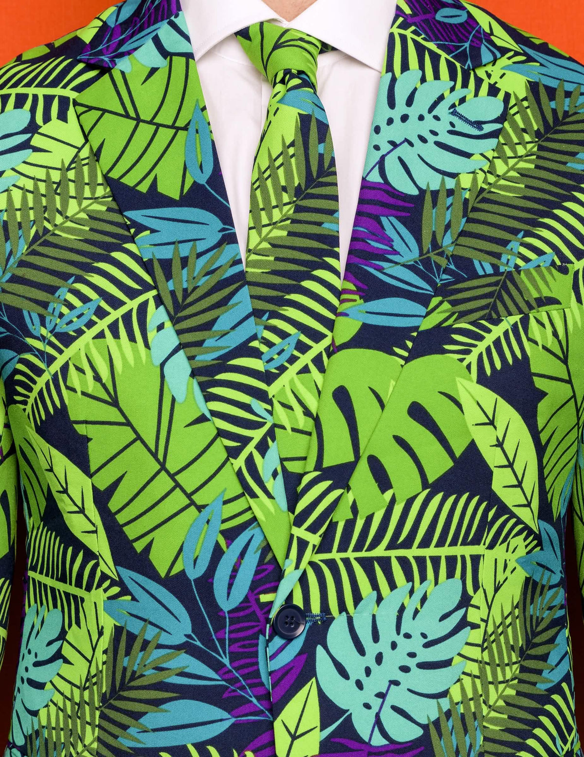 Close-up van de patronen en de stropdas van het Mr. Juicy jungle-kostuum