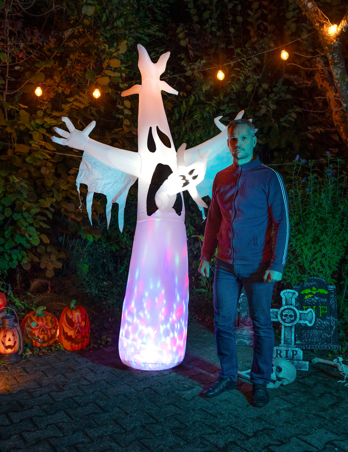 Opblaasbare schreeuwende spookdecoratie 245 cm