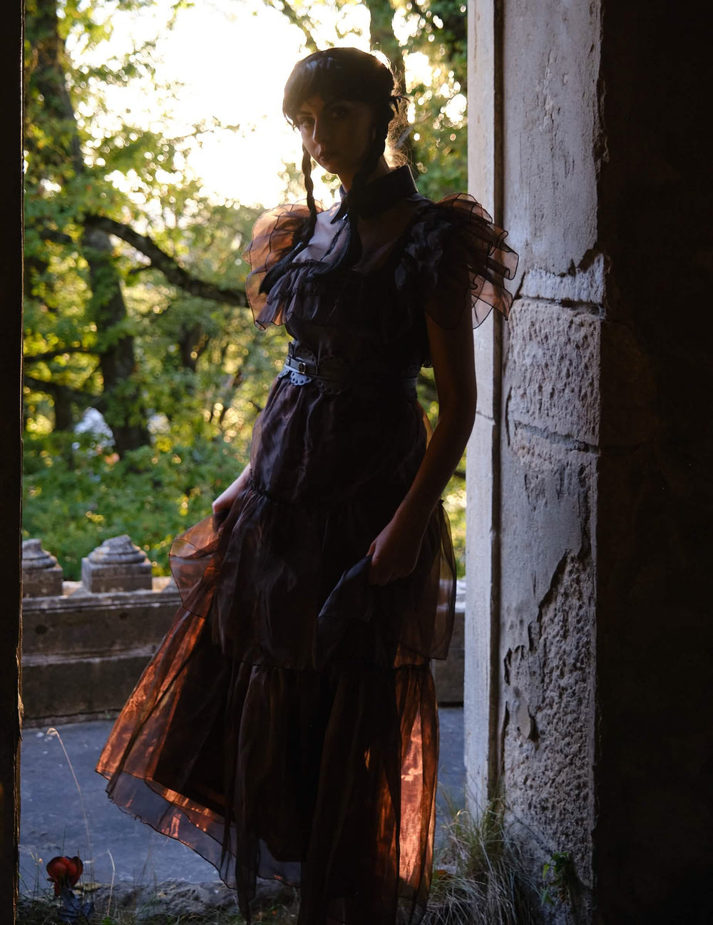 Vue de face du déguisement robe de bal Mercredi Addams™