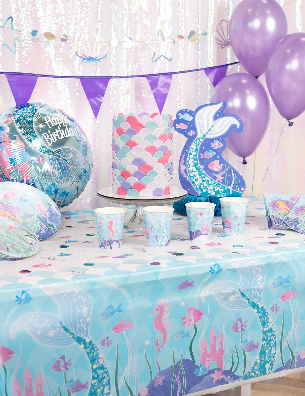 Décoration d'anniversaire thème sirène de la guirlande à mini fanions violette