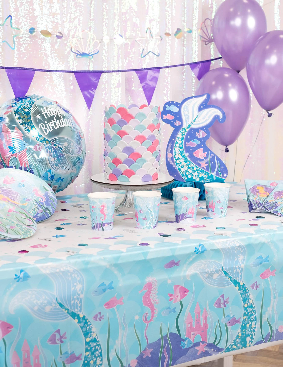 Décoration d'anniversaire thème sirène de la guirlande à mini fanions violette