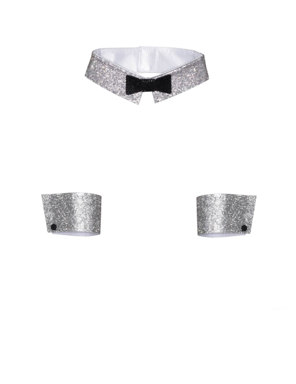 Détail du col et des poignets du kit col et manchettes à strass deluxe