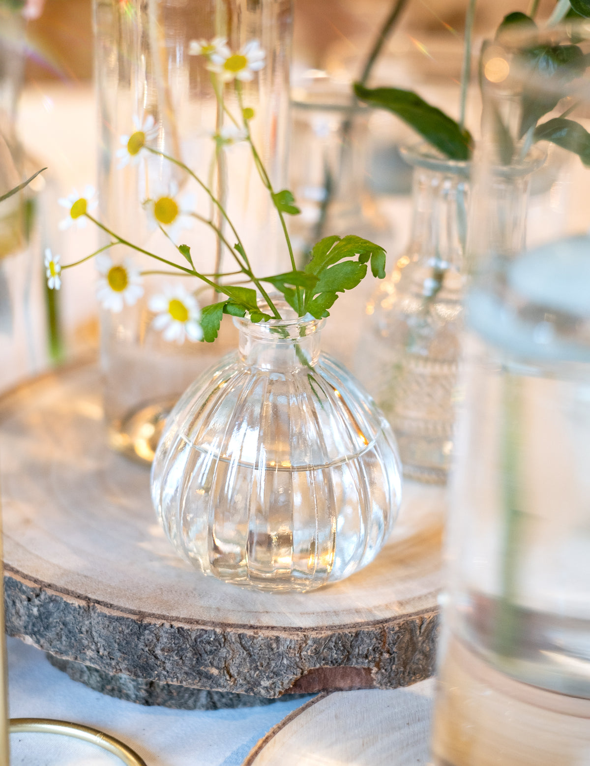 Mini vase en verre ondulé rétro 10 cm