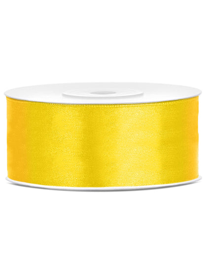 Exemple d'utilisation sur des boîtes cadeaux du ruban satin jaune citron pour décoration de fête