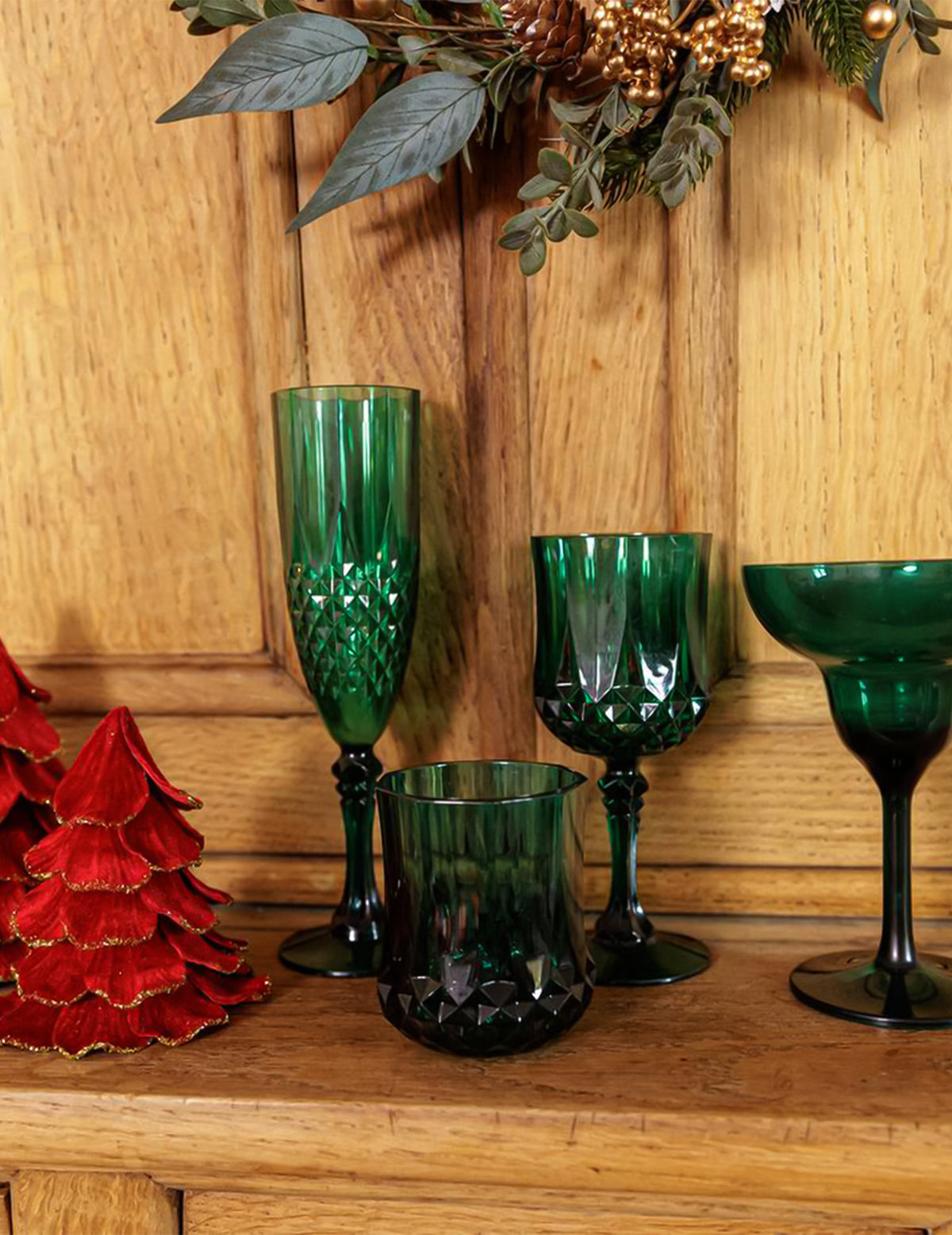 Kerstboom fluweel rood en goud 12 x 16 cm