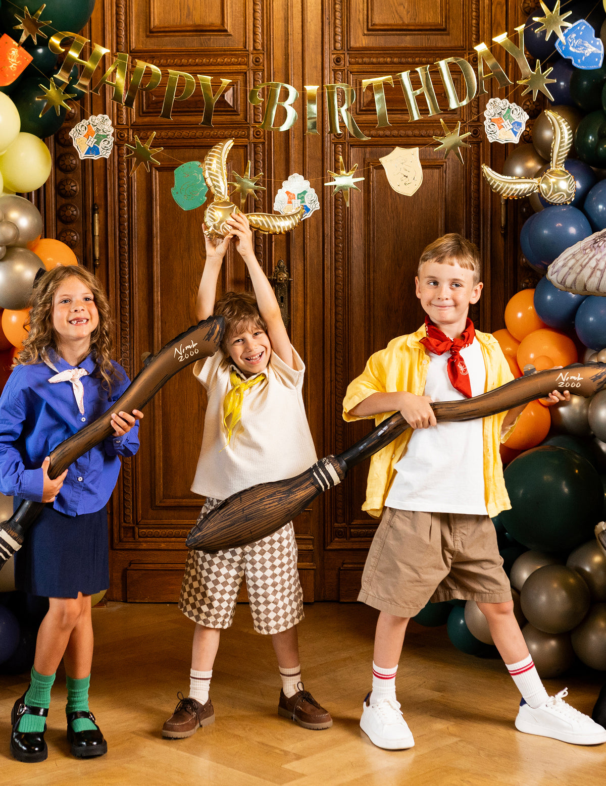 Set de 2 ballons aluminium Harry Potter™ Balai et Vif d'or
