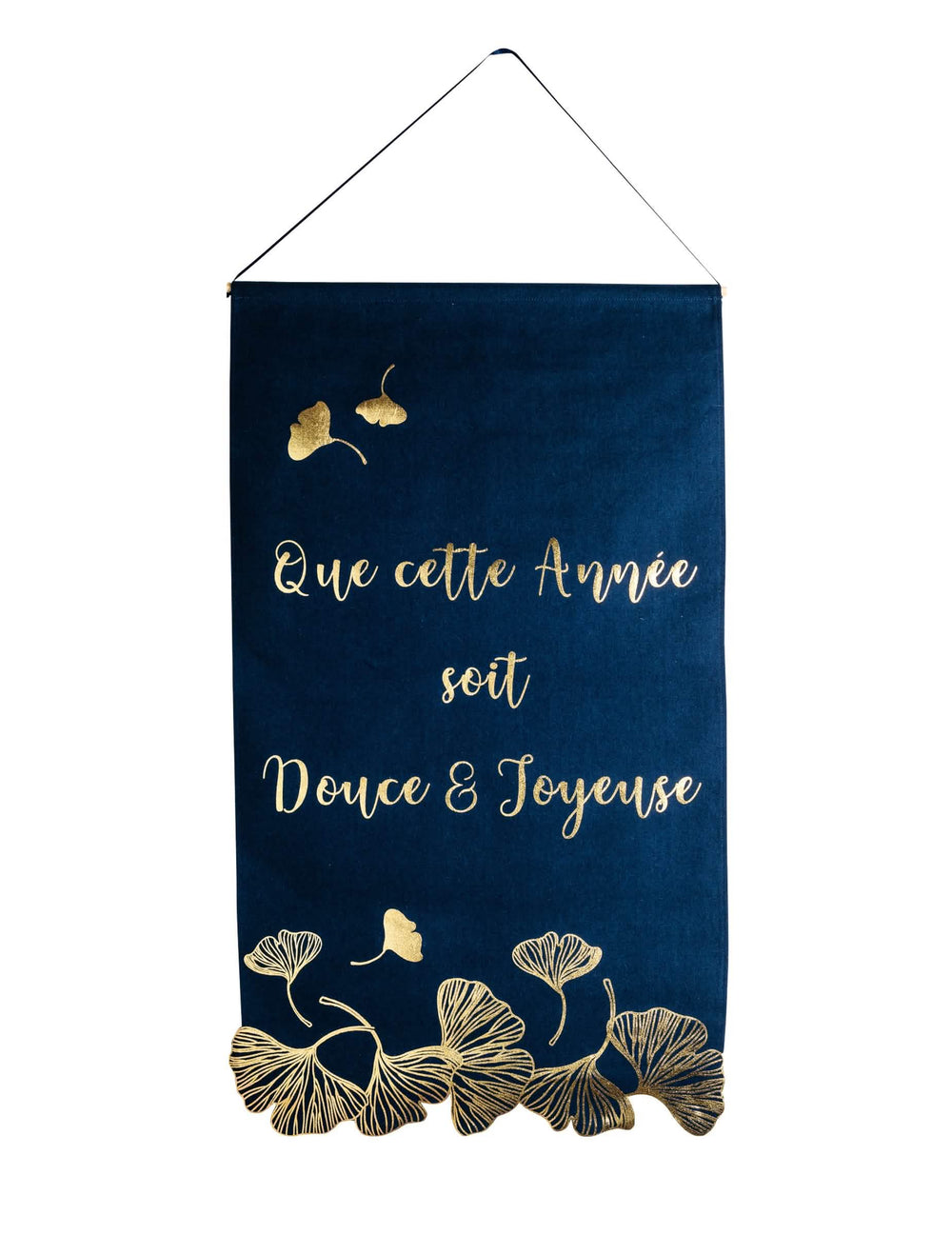 Mise en situation de la suspension bonne année ginkgo pour décoration marine et or en lin